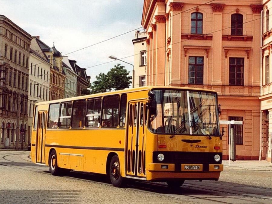  Ikarus 263 1988 года  (фото 2 из 4)